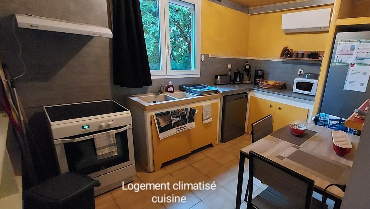 Le Barcares Logement Climatise Pour 6 Personnes, Draps Et Serviettes Non Fournis Air-Conditioned Accommodation For 6 People, Sheets And Towels Not Provided Alojamiento Con Aire Acondicionado Para 6 Personas, Sabanas Y Toallas No Incluidas מראה חיצוני תמונה