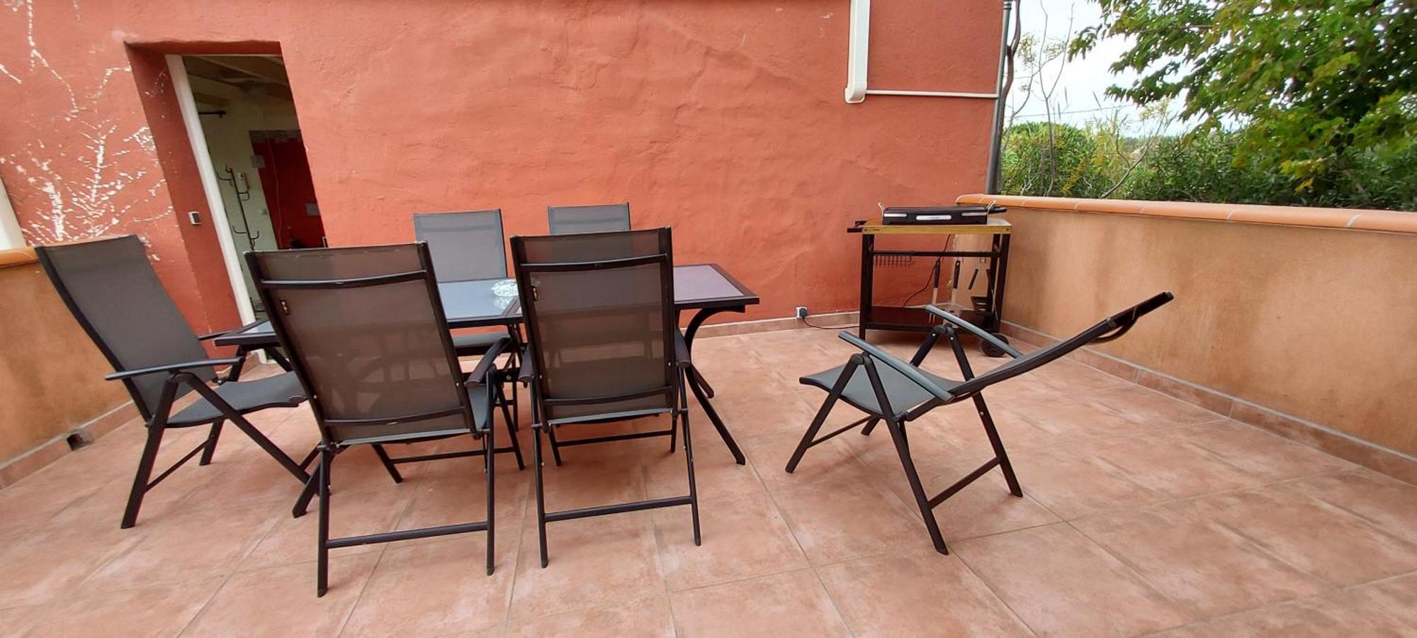 Le Barcares Logement Climatise Pour 6 Personnes, Draps Et Serviettes Non Fournis Air-Conditioned Accommodation For 6 People, Sheets And Towels Not Provided Alojamiento Con Aire Acondicionado Para 6 Personas, Sabanas Y Toallas No Incluidas מראה חיצוני תמונה